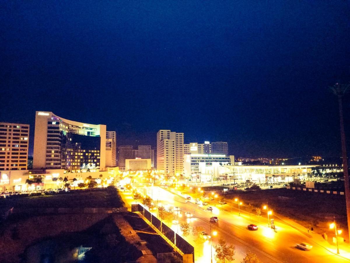 Amazing Appartement Au Centre Ville En Face Hilton & Gare Train De Tgv De Tanger エクステリア 写真